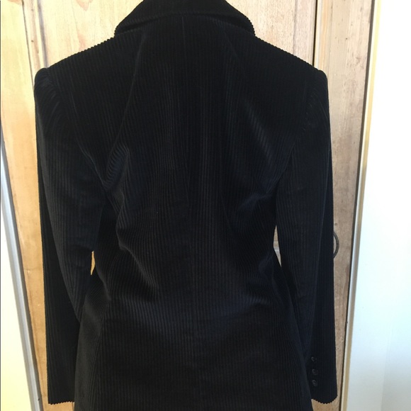 Vintage Jones New York black corduroy blazer - Picture 3 of 8